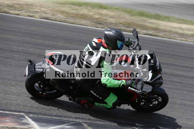/21 17.06.2026  Ducati Schweiz Track Warmup ADR/Gruppe gelb/383